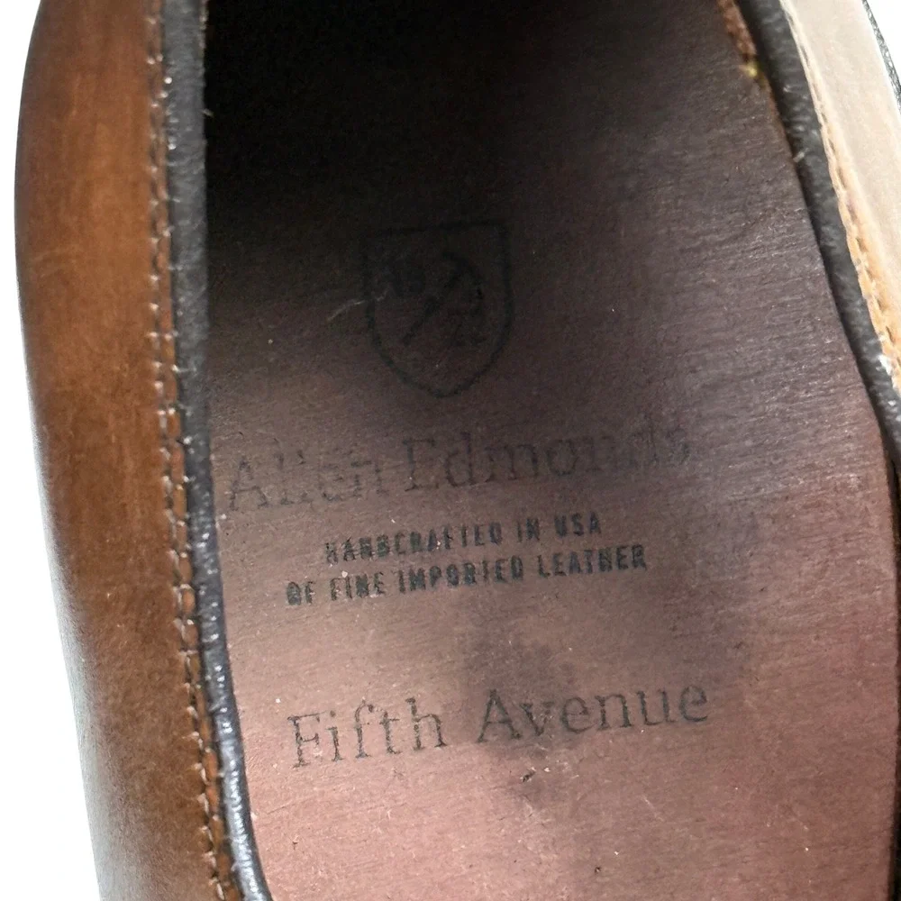 Allen Edmonds Fifth Avenue Oxford Mens 7.5 Brown Leather Cap Toe Brogue Shoes